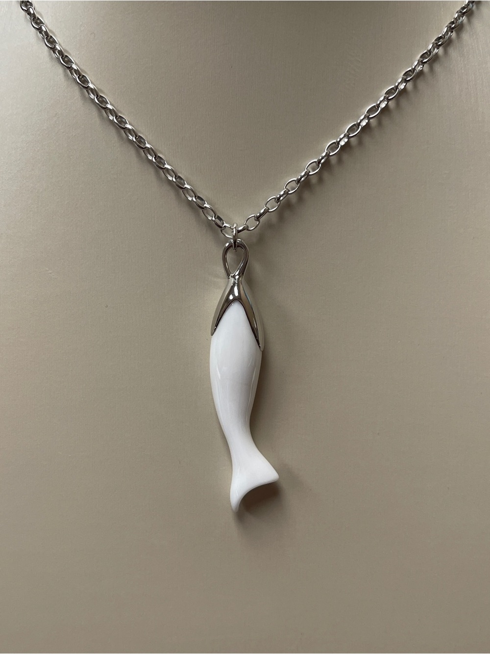 NWOT Monica Rich Kosann “Perseverance” Fish Necklace